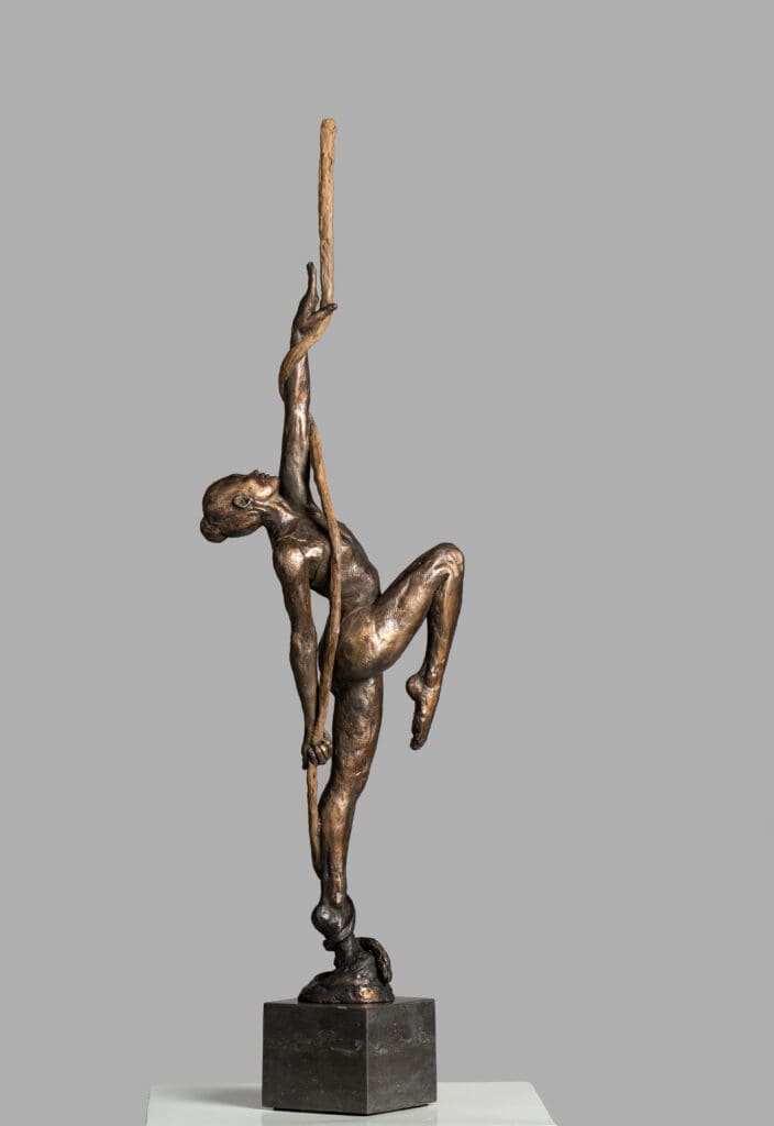 Beeld brons – acrobate aan een paal – Cirque du Soleil, Romee Kanis